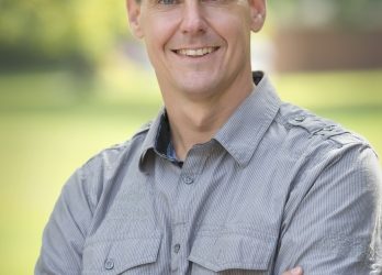 Dr. Trevor DeVries: Animal behavior